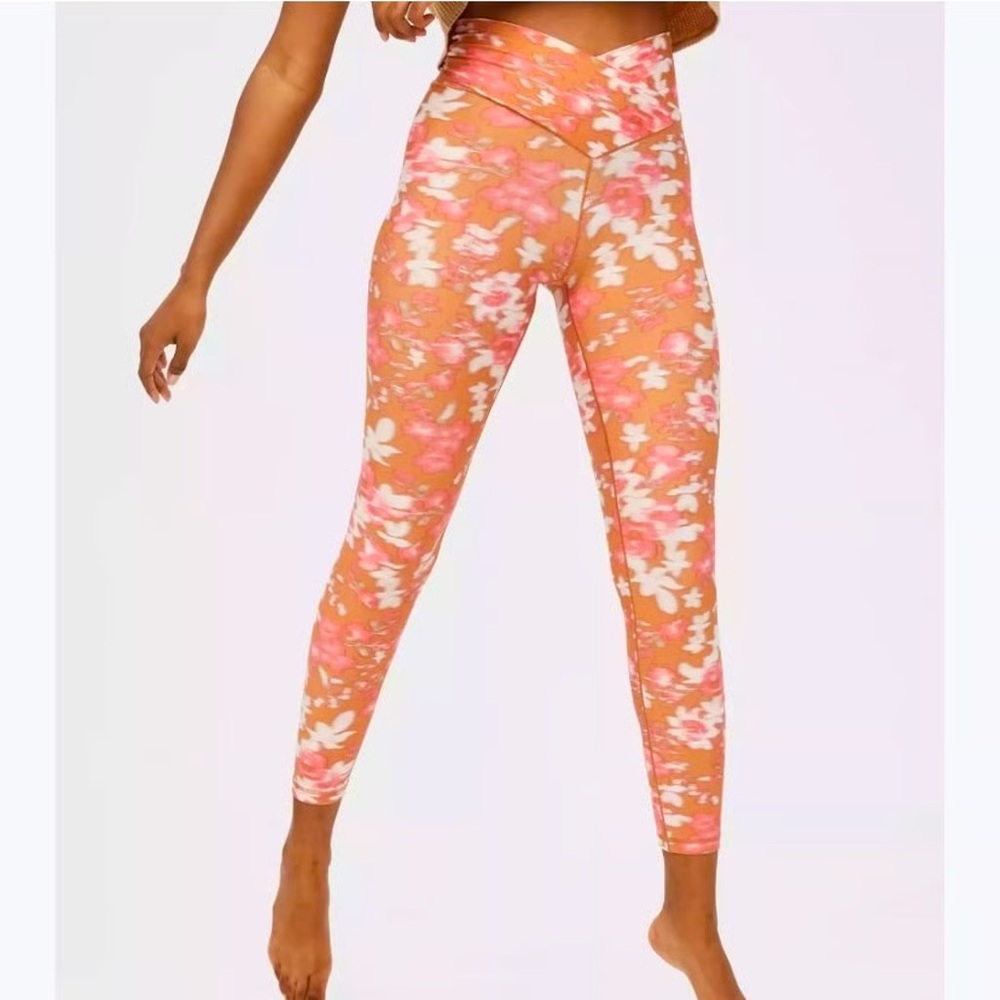 Aerie Offline Real Me High Waisted Floral Crossover Legging Medium Orange Pink
